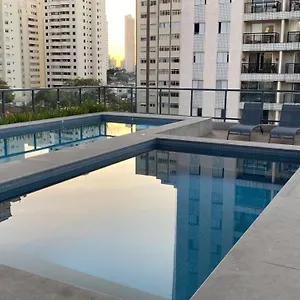 studio-lindissimo-completo-ac-piscina-e-wi-fi.topsaopaulohotels.com/